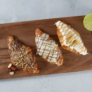 Croissant Doce Recheado (Leitinho, Limão, Avelã)