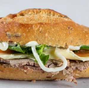 Lanche de Lagarto no Pão de Azeitona